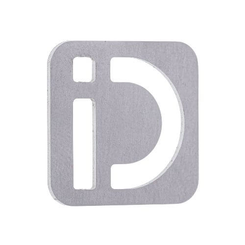 Metalowa przypinka wycinana z logo do garnituru